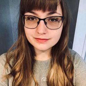 Meet your Posher, Karina